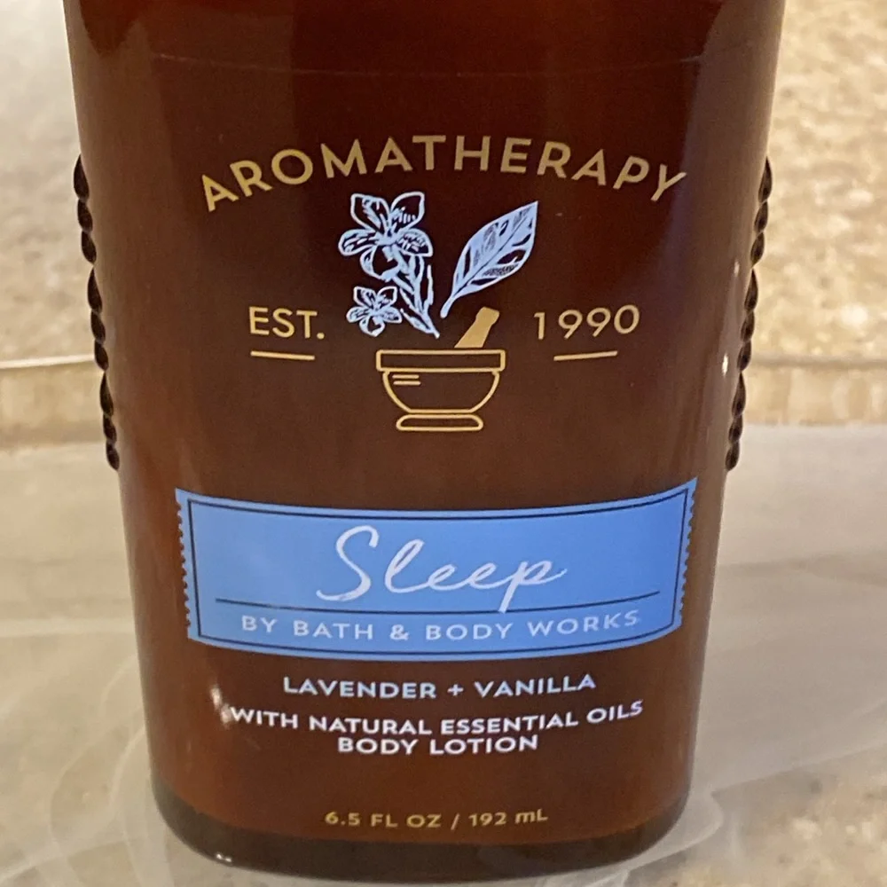 Bath & Body Works LAVENDER VANILLA SLEEP Aromatherapy Body Lotion NWT